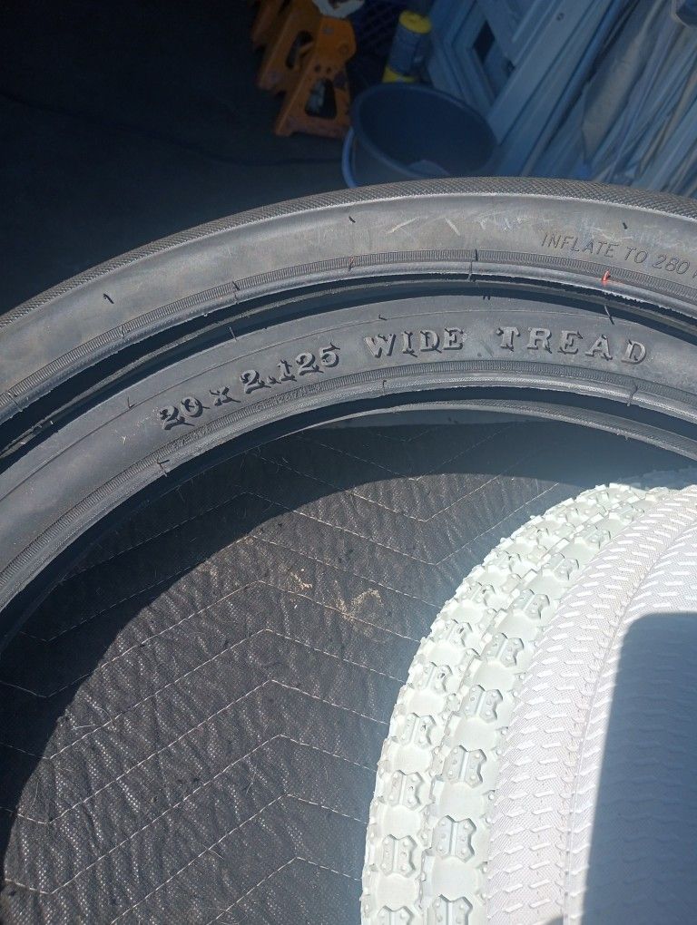 Used 20 In Schwinn Slick And Front Tire