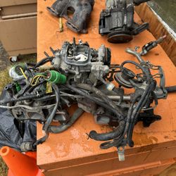 1981 Toyota 22R Carb, Intake, Exhaust, Etc