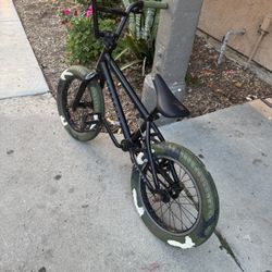 Élite BMX 16” In Very Good Condition 