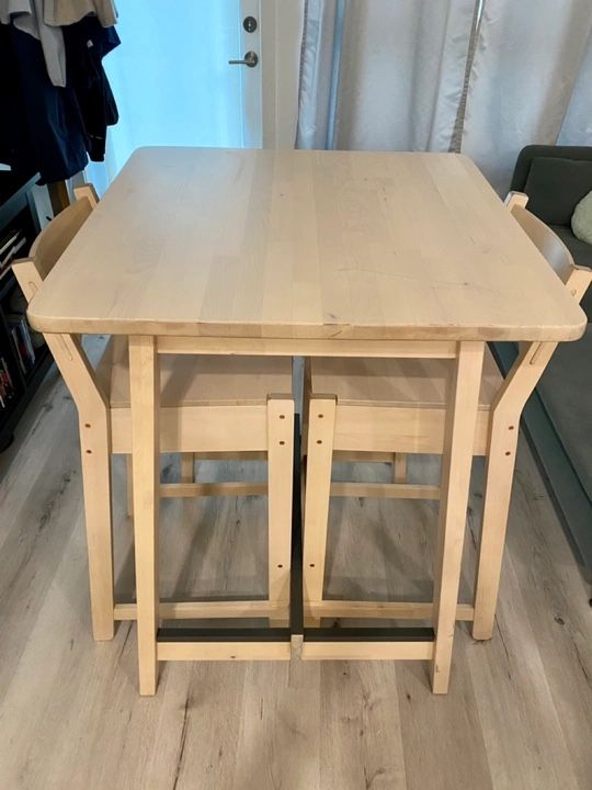 Bar Height Table and Chairs