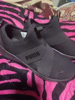 Woman's Slip in Sneakers