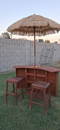 Hawaiian Style Bar With Cover Included