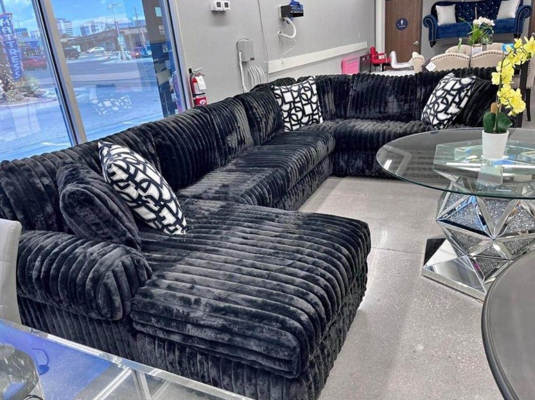 Black Color Corduroy Sectional Couch Set 🌟 ⭐$39 Down Payment with Financing ⭐ 90 Days same as cash