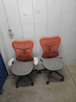 Herman miller mirra v2 ergonomic desk chair