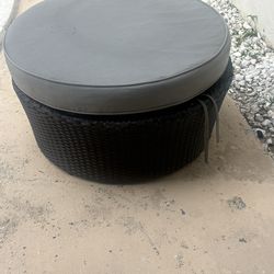Outdoor Ottoman