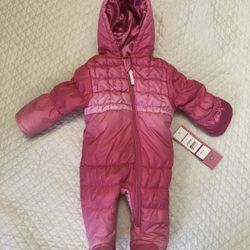 New Infant/Baby Girl Pink Wippette Insulated Hooded Snowsuit Size 3/6 Months Full Zipper to Feet - Winter