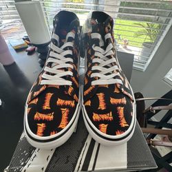 Van Sk8-hi Trasher - Brand New - 11.5m 
