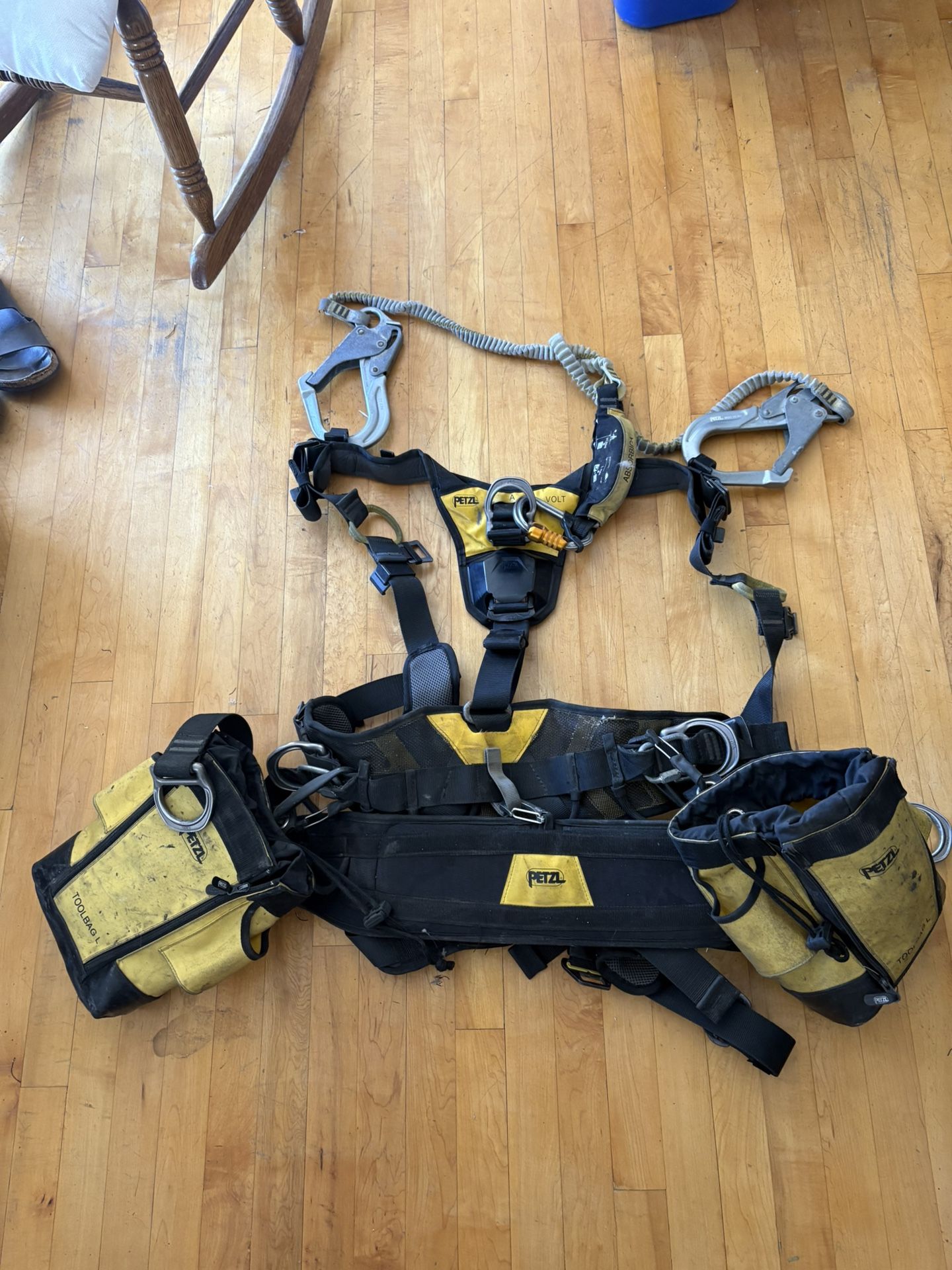 Petzl VOLT International Full Body Harness