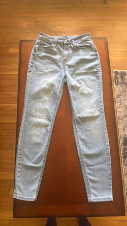 No Boundaries Light blue Skinny Jeans (Size 2)