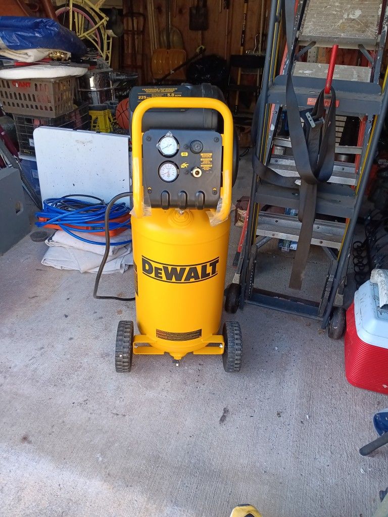 15 Gallon Dewalt Compressor