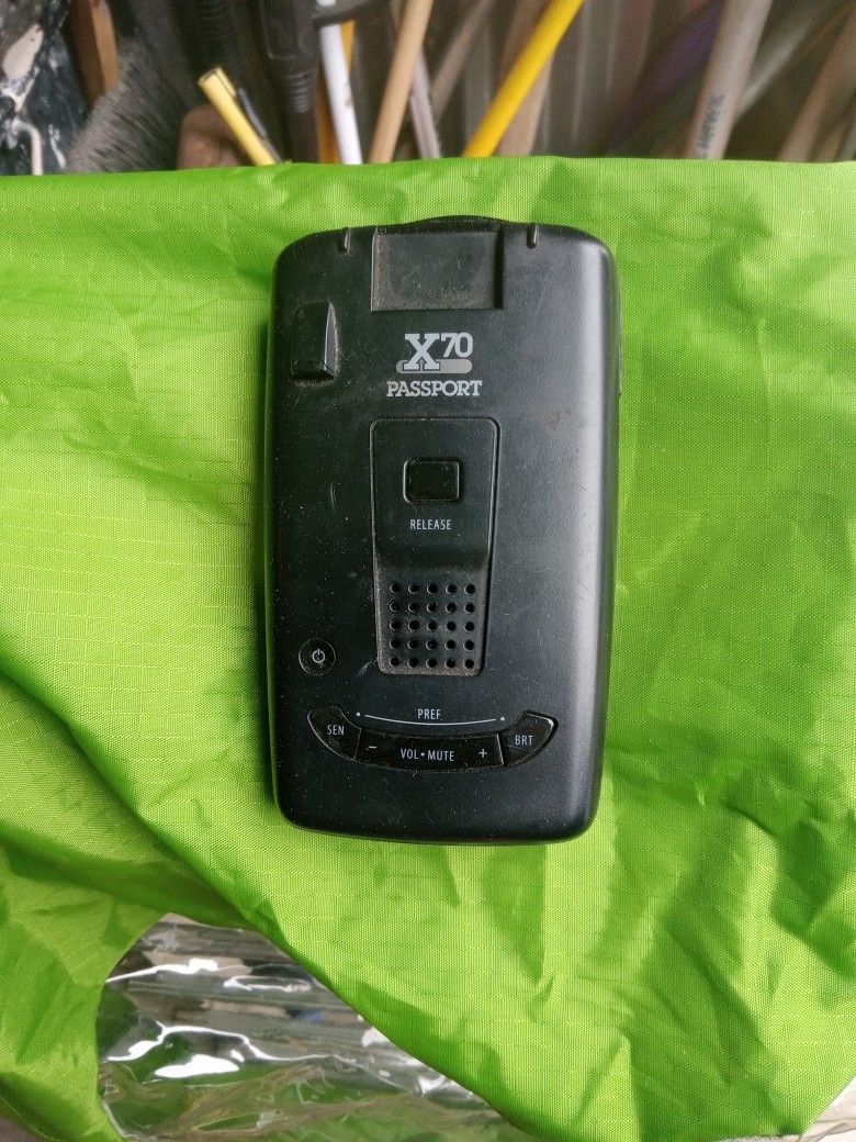 Escort Passport X 70