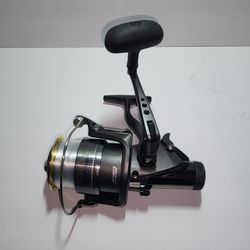 Daiwa Regal PLUS 4500 BRi Saltwater Baitfeeder Fishing Reel