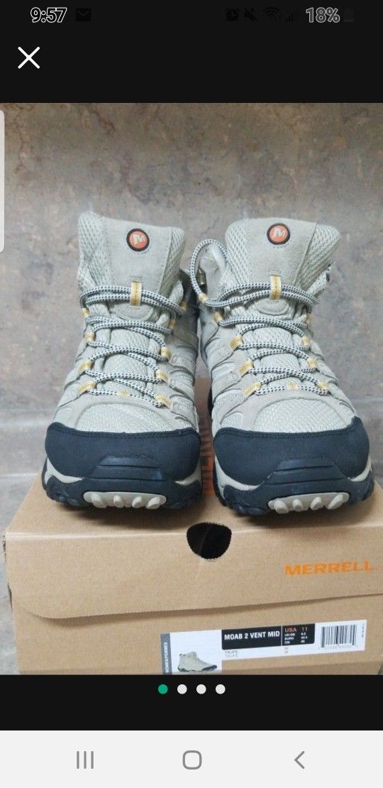 Merrells Womens Moab 2 Hiking boots