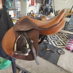 M. Toulouse Sellerie Saddle (English)