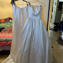 Demetrios Wedding Dress Size 8