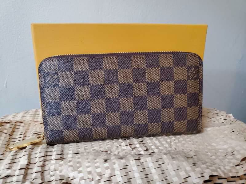 Authentic Lv Wallet for Sale in Queens, NY - OfferUp