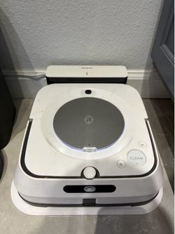 iRobot Braava jet m6 robot mop