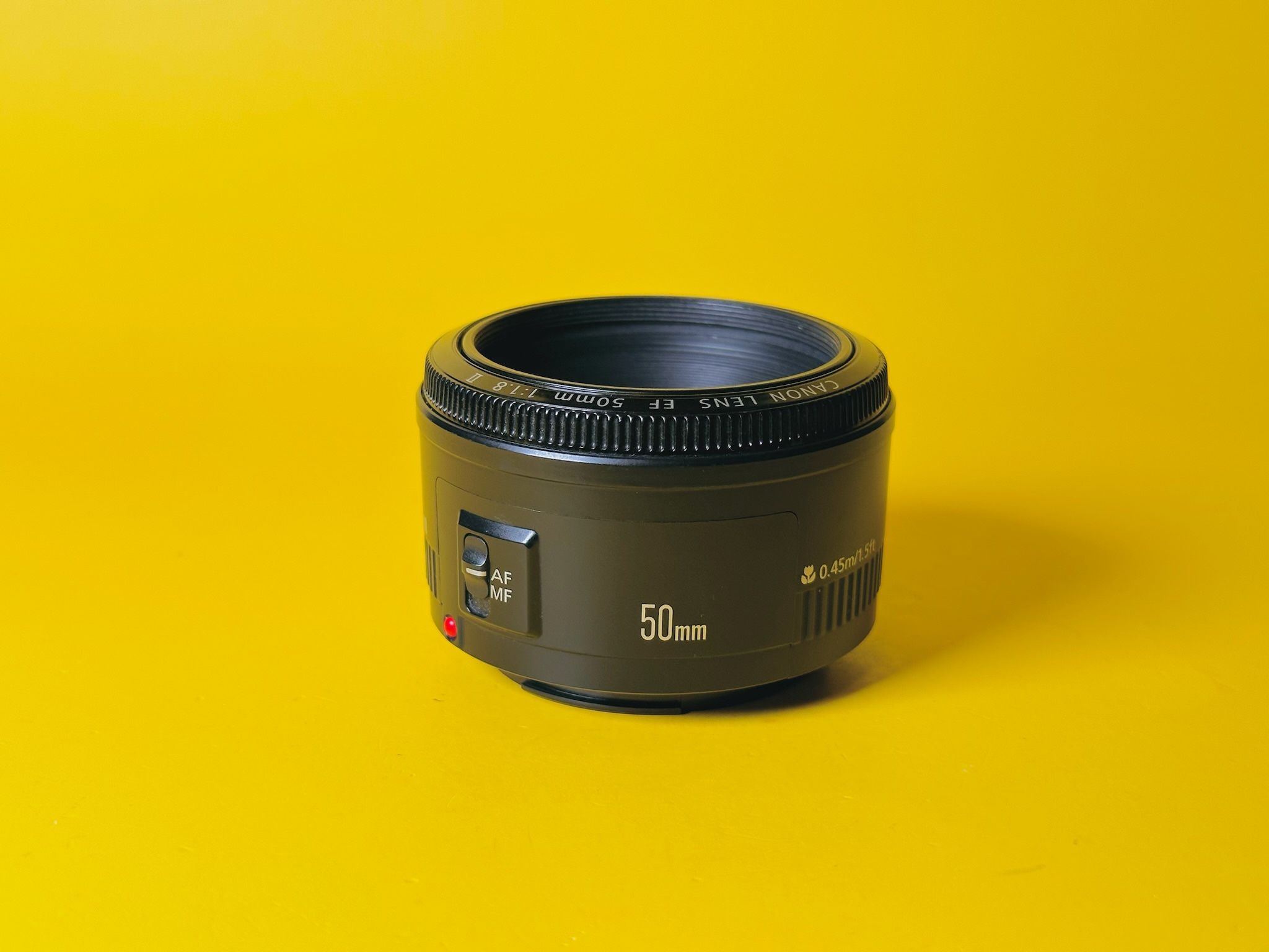 Canon 50mm f/1.8 II EF