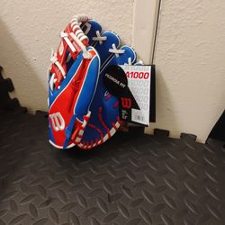 Wilson A1000 Brand New $100 OBO size 11.5