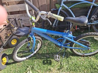 Girls Bike by Avigo ages 6 - 11