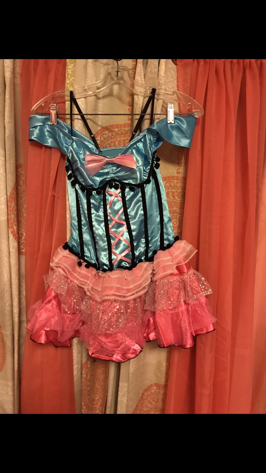 Burlesque costume