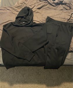 Fashion nova full set / large