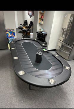 Poker table