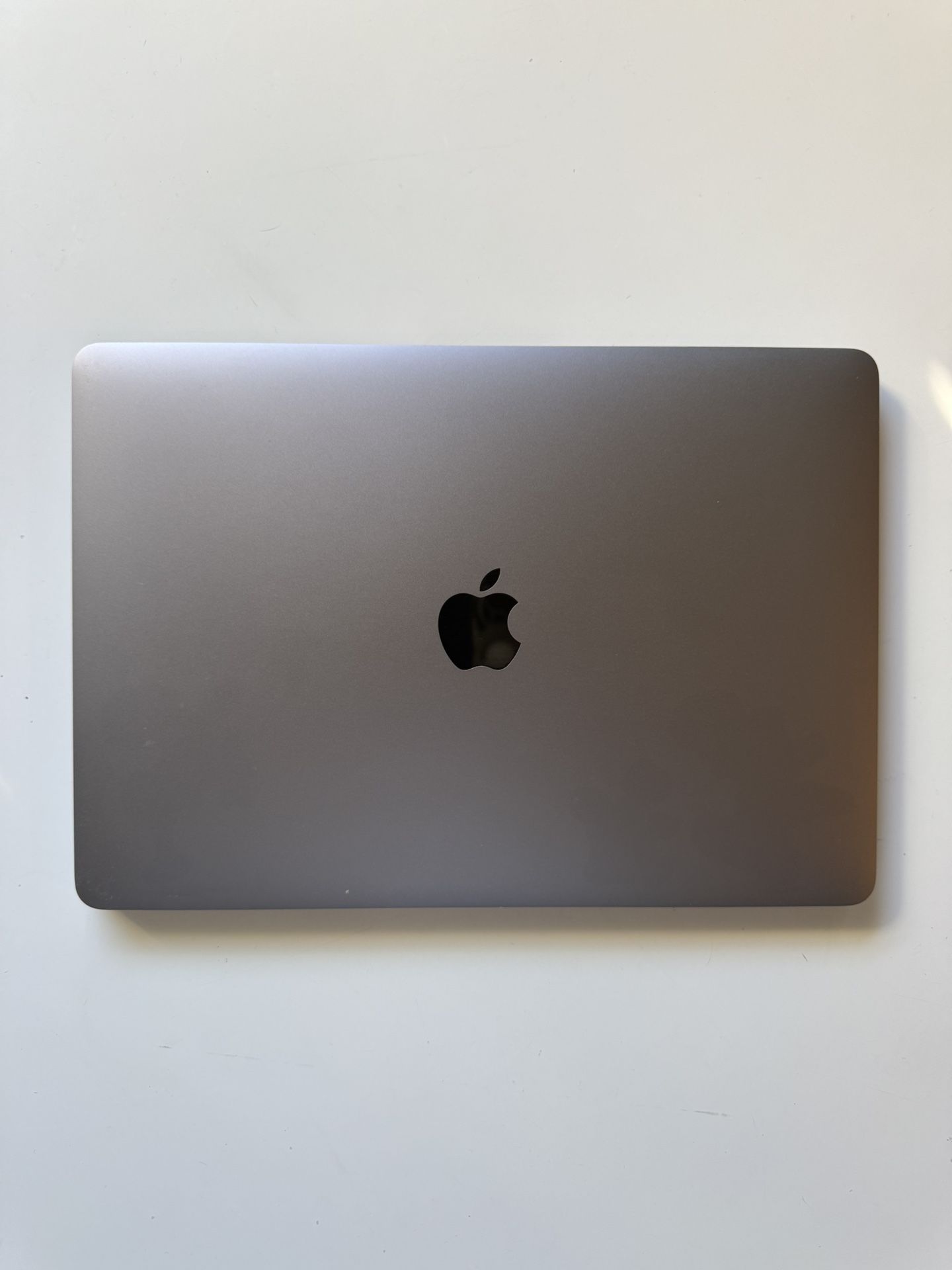 2017 MacBook Pro 13inch (two Thunderbolts) 