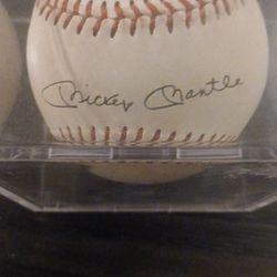 Authentic Mickey Mantle Signed Baseball