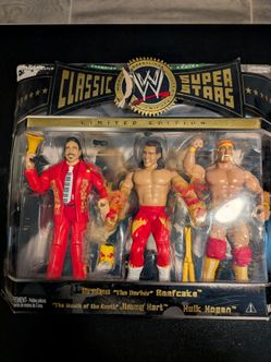 WWE Classics Action Figures "Mega Maniacs" 3-pack