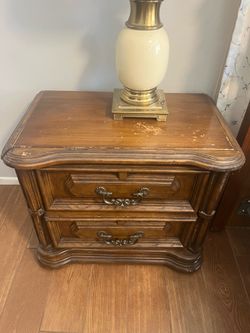 Nighstand wood with drawers