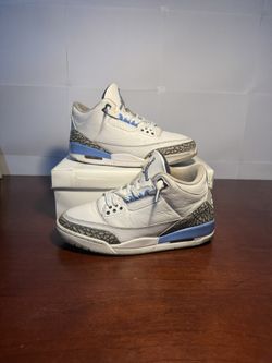 Jordan 3 UNC