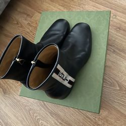 Black Leather Gucci Boots