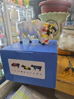 Rock_Roll ,cow figurine