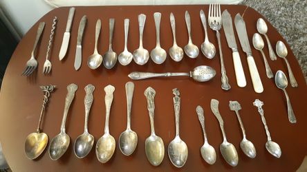 31 Piece Vintage Spoons
