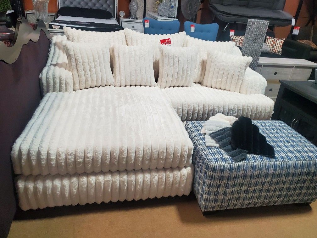 Comfy Sectional With oversized Chaise