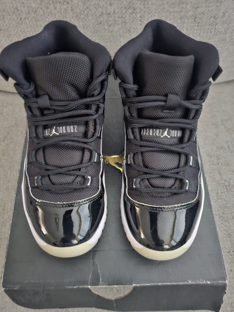 Jordan 11 Retro (Kids)