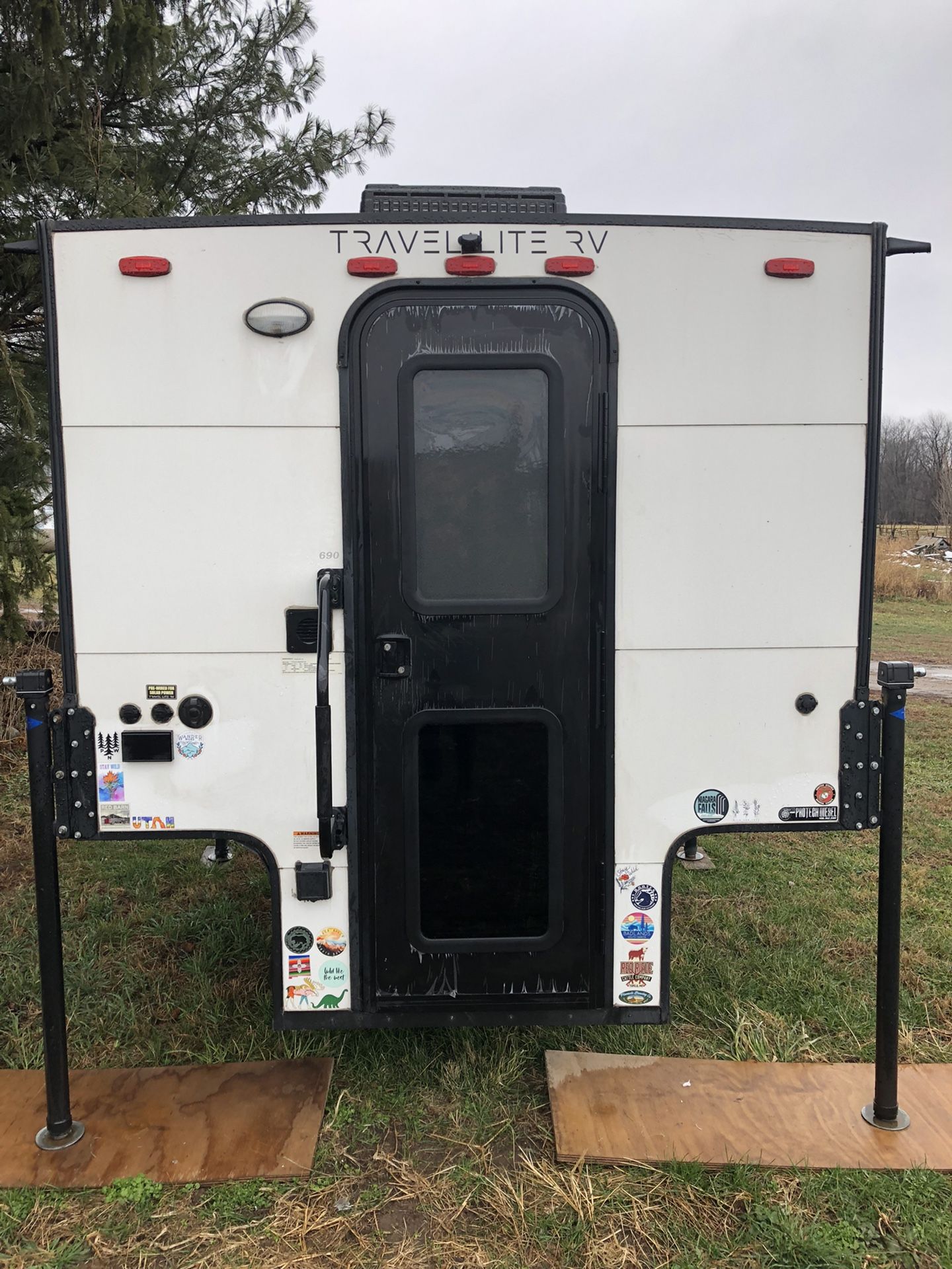 2021 Travel Lite 690FD