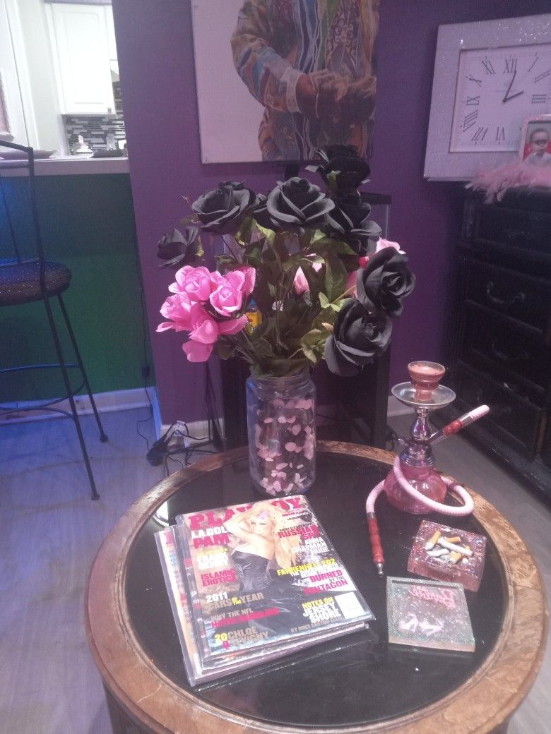 Pretty Fake Realistic Pink And Black Roses