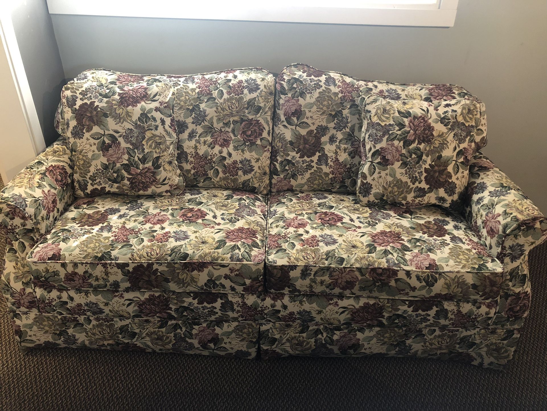 LA Z Boy Floral couch