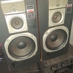 12 Inch Technics Speakers