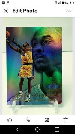 Kobe Bryant FLAIR SHOWCASE REFRACTOR CARD MINT CONDITION #18. Sec2, Rie3, Seat18. Lakers Basketball. MINT CONDITION AND ORIGINAL