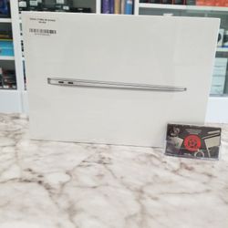 13" Macbook Air M1/8/256gb. (Read Description)