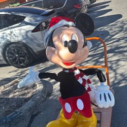 Electronic Mickey Mouse 