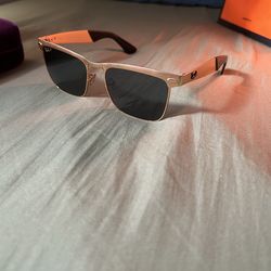 RayBan Wayfarer Deluxe Gold Polarized