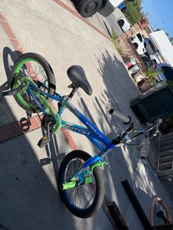 Kent Clutch BMX Bike Blue Green