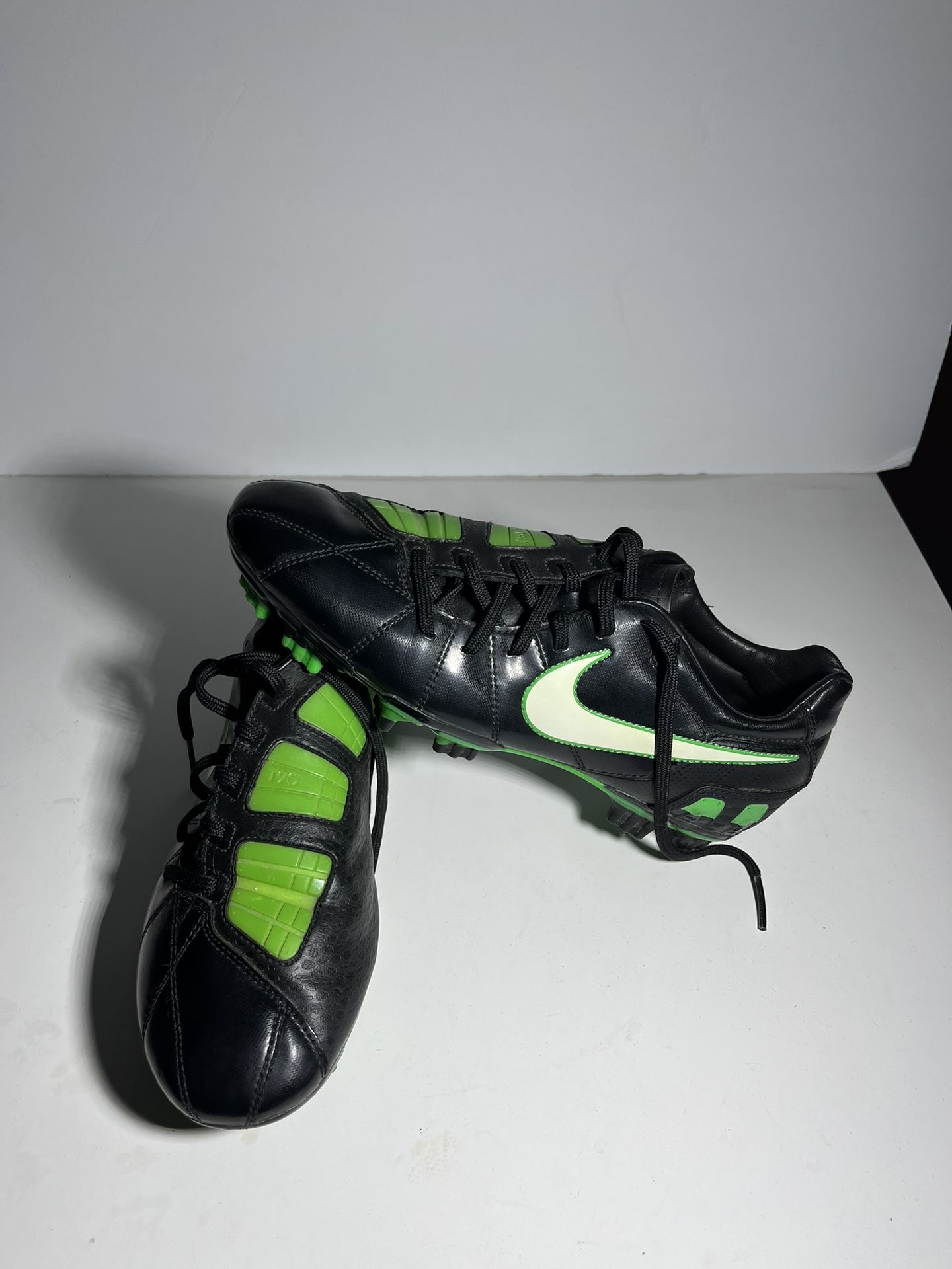 Nike Total 90 Strike III FG Rare Soccer Cleats 2010 Size 8