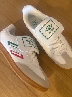 Umbro Soccer Style Shoes - Red/Green/White - Men's 10.5 NWT