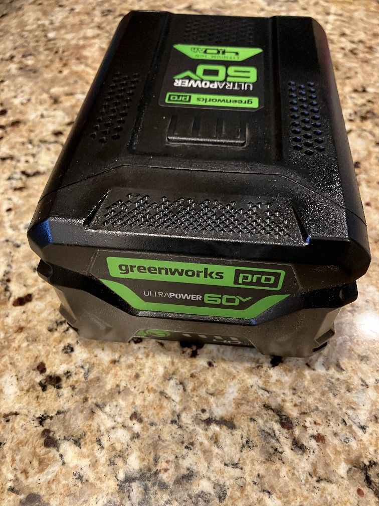Greenworks Pro 60V 4.0Ah UltraPower Battery & Charger