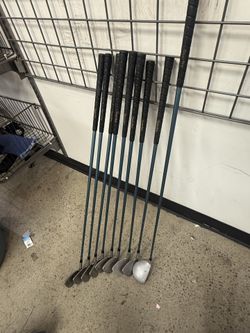 ladies Golden Bear “Power Curve / Metal Tech 3”